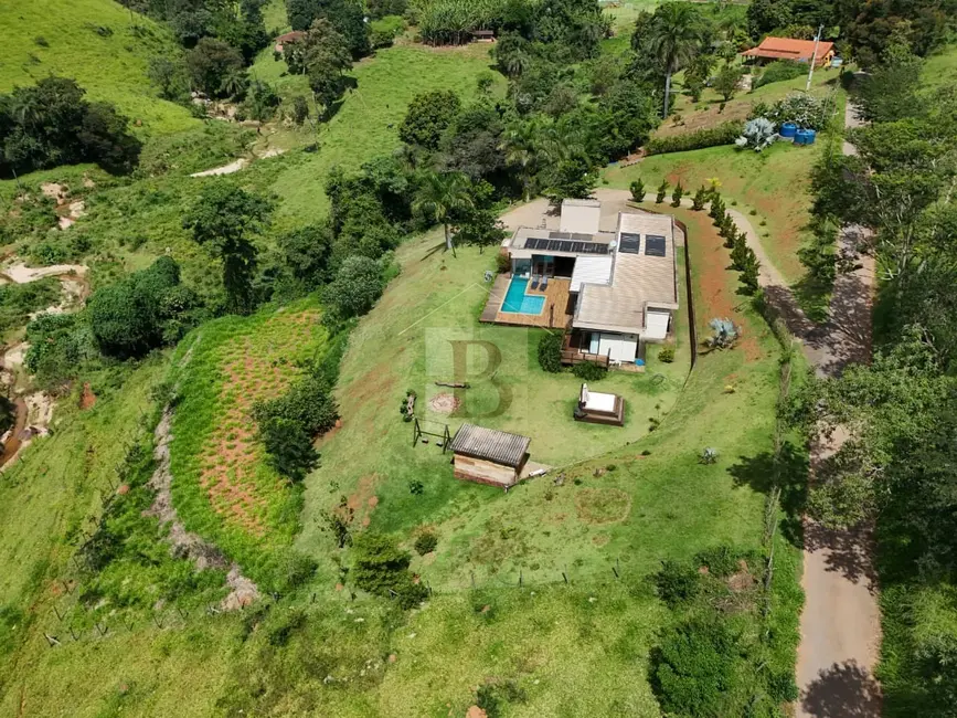 Foto 7 de Sítio / Rancho com 4 quartos à venda e para alugar, 340m2 em Centro, Moeda - MG