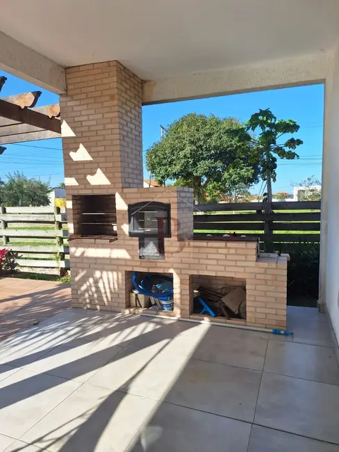 Foto 1 de Casa com 3 quartos à venda, 200m2 em Jaconé (Ponta Negra), Marica - RJ