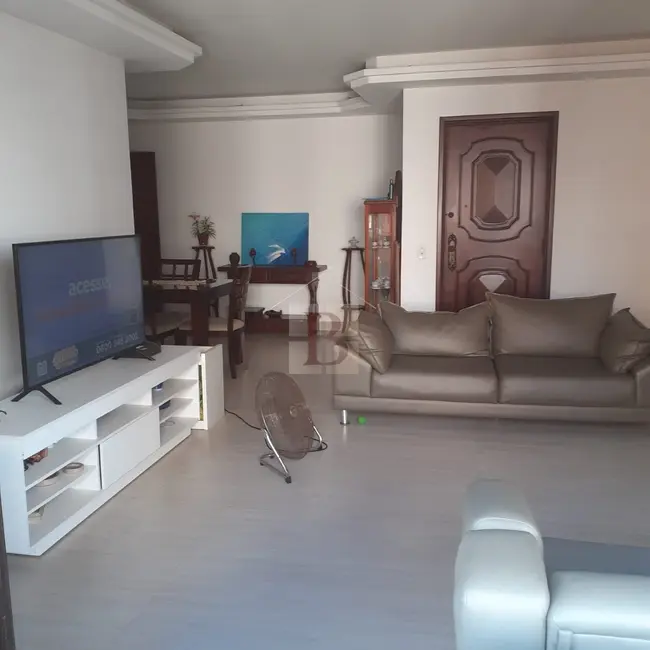 Apartamento com 4 quartos à venda, 170m2 em Icaraí, Niteroi - RJ - imagem 1 Foto 1 de Apartamento com 4 quartos à venda, 170m2 em Icaraí, Niteroi - RJ