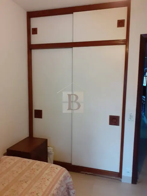 Apartamento com 4 quartos à venda, 170m2 em Icaraí, Niteroi - RJ - imagem 9 Foto 9 de Apartamento com 4 quartos à venda, 170m2 em Icaraí, Niteroi - RJ