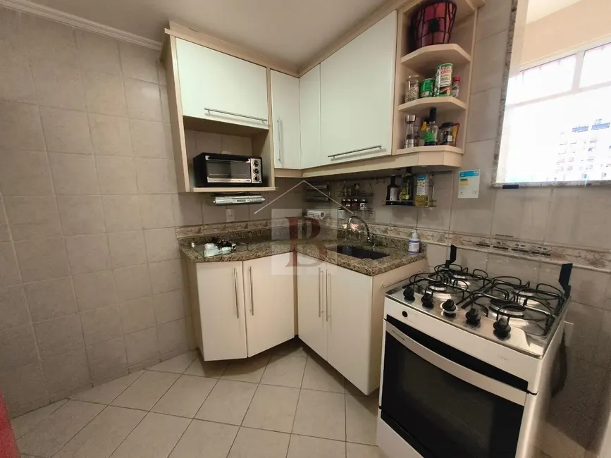 Apartamento com 3 quartos à venda, 110m2 em Icaraí, Niteroi - RJ - imagem 6 Foto 6 de Apartamento com 3 quartos à venda, 110m2 em Icaraí, Niteroi - RJ