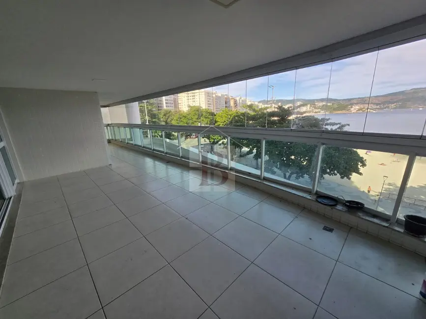 Apartamento com 4 quartos à venda, 289m2 em Icaraí, Niteroi - RJ - imagem 7 Foto 7 de Apartamento com 4 quartos à venda, 289m2 em Icaraí, Niteroi - RJ