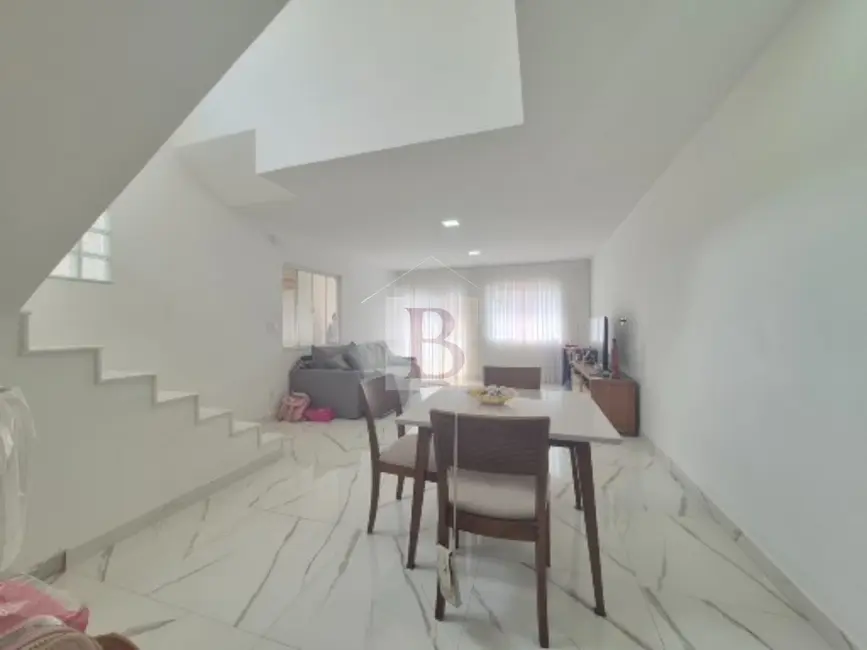 Foto 6 de Casa com 4 quartos à venda, 225m2 em Piratininga, Niteroi - RJ