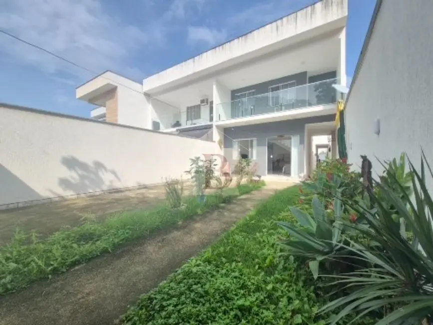 Foto 1 de Casa com 4 quartos à venda, 225m2 em Piratininga, Niteroi - RJ