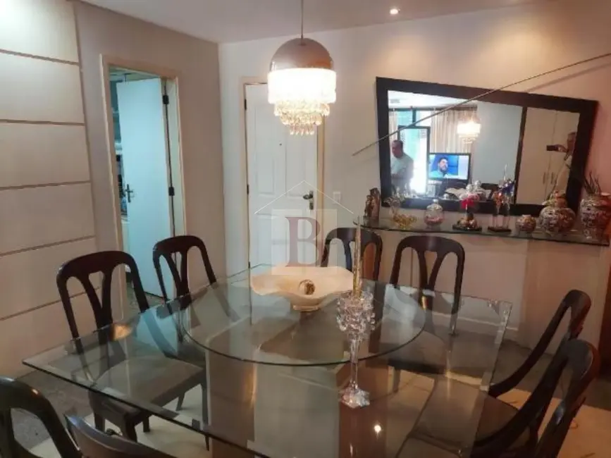 Foto 3 de Apartamento com 4 quartos à venda, 150m2 em Icaraí, Niteroi - RJ