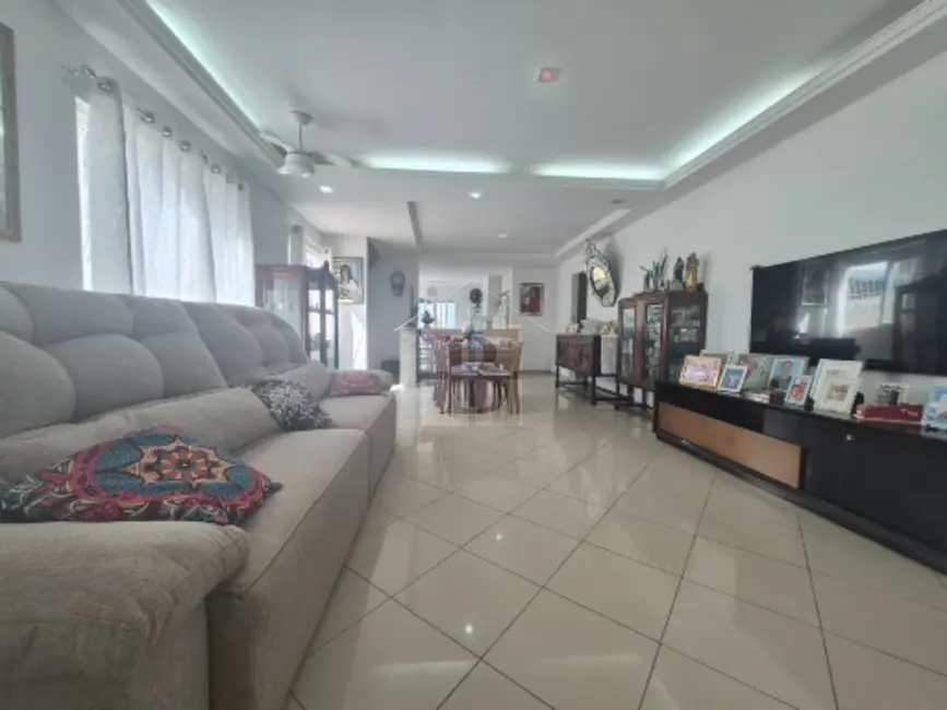 Foto 3 de Casa com 3 quartos à venda, 310m2 em Piratininga, Niteroi - RJ