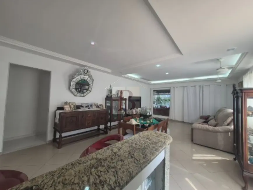Foto 6 de Casa com 3 quartos à venda, 310m2 em Piratininga, Niteroi - RJ