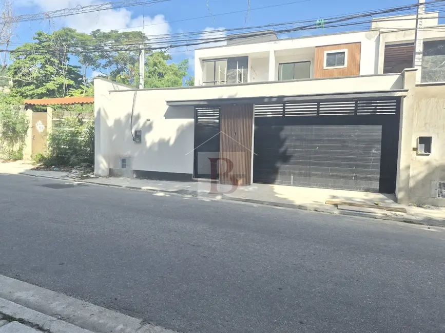 Casa com 4 quartos à venda, 115m2 em Engenho do Mato, Niteroi - RJ - imagem 2 Foto 2 de Casa com 4 quartos à venda, 115m2 em Engenho do Mato, Niteroi - RJ