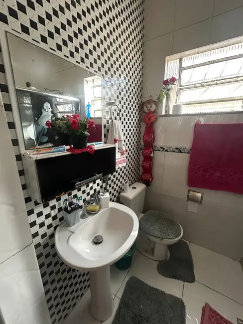 Casa com 3 quartos à venda, 100m2 em Neves (Neves), Sao Goncalo - RJ - imagem 5 Foto 5 de Casa com 3 quartos à venda, 100m2 em Neves (Neves), Sao Goncalo - RJ