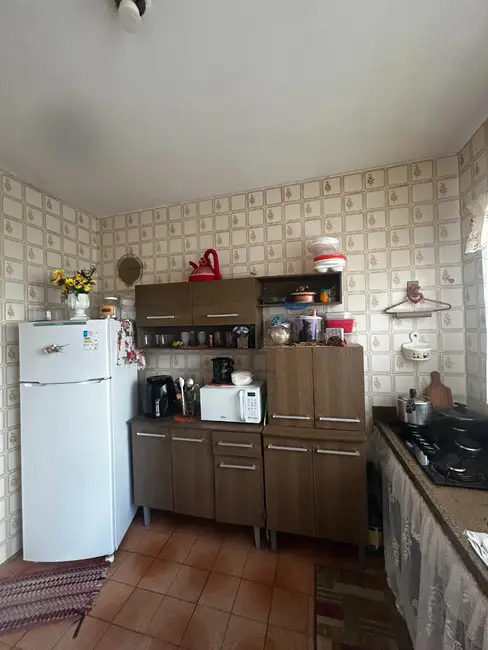 Casa com 3 quartos à venda, 100m2 em Neves (Neves), Sao Goncalo - RJ - imagem 2 Foto 2 de Casa com 3 quartos à venda, 100m2 em Neves (Neves), Sao Goncalo - RJ