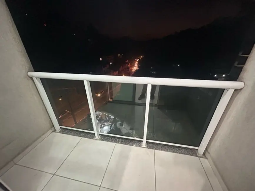 Apartamento com 3 quartos para alugar, 75m2 em Rio do Ouro, Sao Goncalo - RJ - imagem 7 Foto 7 de Apartamento com 3 quartos para alugar, 75m2 em Rio do Ouro, Sao Goncalo - RJ