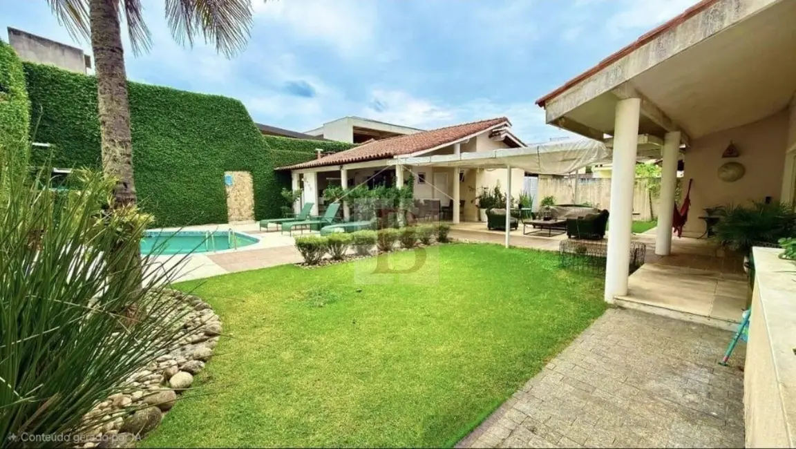 Foto 3 de Casa com 6 quartos à venda, 700m2 em Camboinhas, Niteroi - RJ