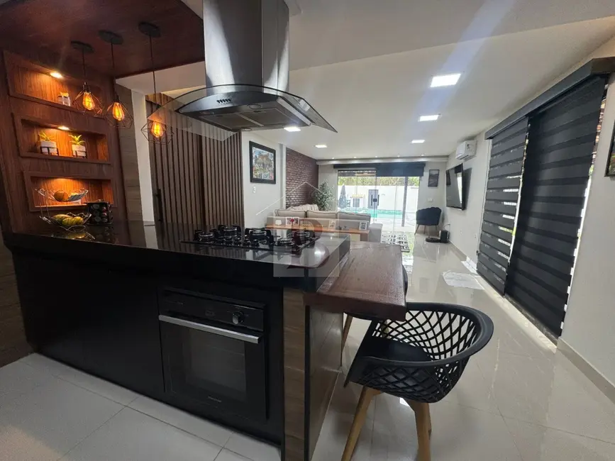 Foto 8 de Casa de Condomínio com 5 quartos à venda em Armacao Dos Buzios - RJ