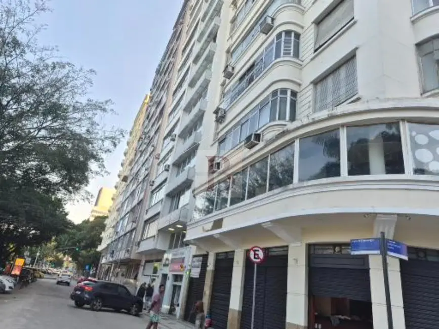 Apartamento com 1 quarto à venda, 30m2 em Flamengo, Rio De Janeiro - RJ - imagem 2 Foto 2 de Apartamento com 1 quarto à venda, 30m2 em Flamengo, Rio De Janeiro - RJ