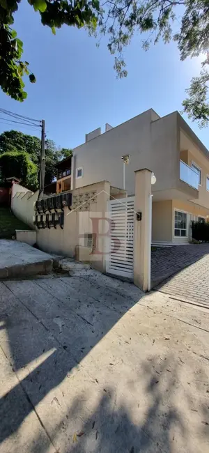 Casa de Condomínio com 3 quartos à venda, 233m2 em Maravista, Niteroi - RJ - imagem 4 Foto 4 de Casa de Condomínio com 3 quartos à venda, 233m2 em Maravista, Niteroi - RJ