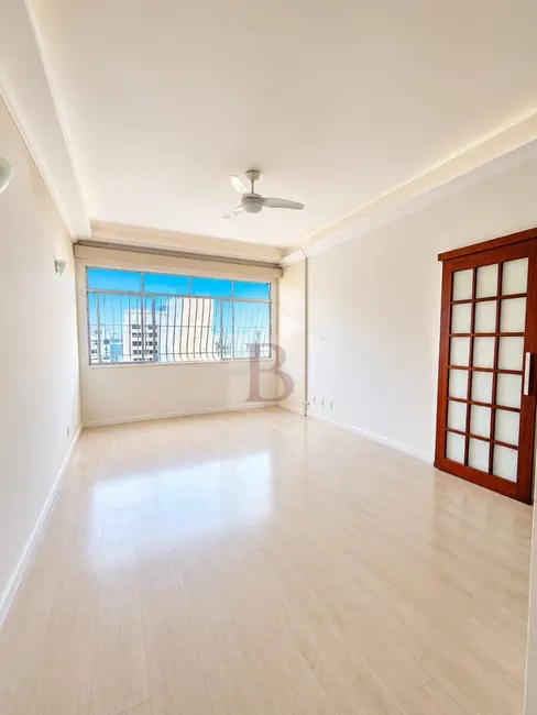 Apartamento com 3 quartos à venda, 100m2 em Icaraí, Niteroi - RJ - imagem 1 Foto 1 de Apartamento com 3 quartos à venda, 100m2 em Icaraí, Niteroi - RJ