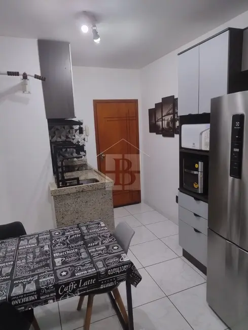 Apartamento com 2 quartos à venda, 48m2 em Chácaras de Inoã (Inoã), Marica - RJ - imagem 4 Foto 4 de Apartamento com 2 quartos à venda, 48m2 em Chácaras de Inoã (Inoã), Marica - RJ