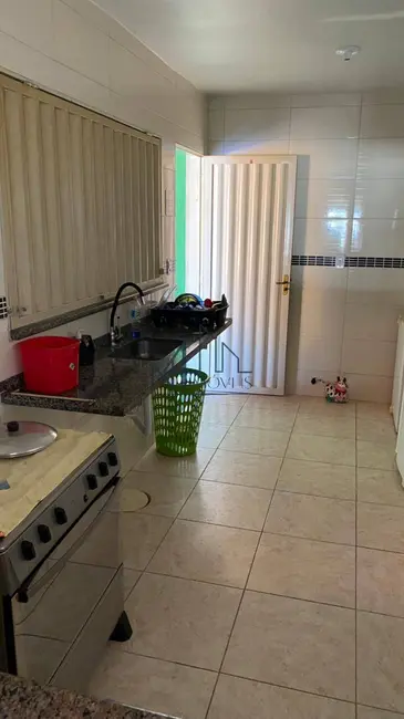 Foto 6 de Casa com 4 quartos à venda, 416m2 em Aruana - GO