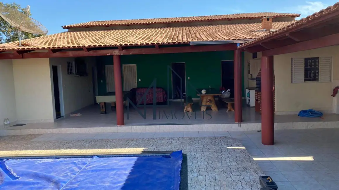 Foto 3 de Casa com 4 quartos à venda, 416m2 em Aruana - GO