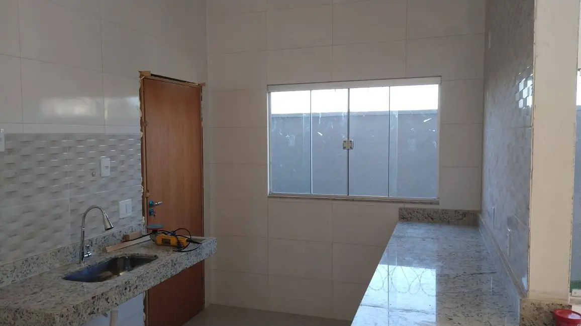 Foto 2 de Casa com 2 quartos à venda, 180m2 em Jardim Miramar, Aparecida De Goiania - GO