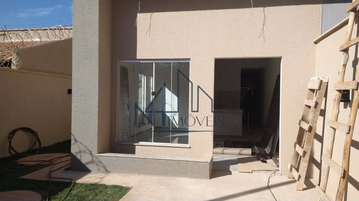 Foto 1 de Casa com 3 quartos à venda, 180m2 em Jardim Miramar, Aparecida De Goiania - GO