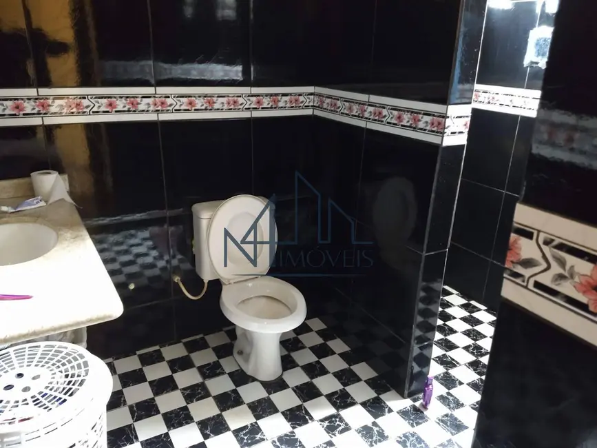 Sobrado com 4 quartos à venda, 360m2 em Residencial Village Garavelo, Aparecida De Goiania - GO - imagem 9 Foto 9 de Sobrado com 4 quartos à venda, 360m2 em Residencial Village Garavelo, Aparecida De Goiania - GO