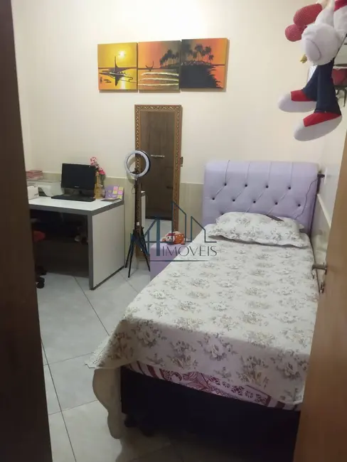 Sobrado com 4 quartos à venda, 360m2 em Residencial Village Garavelo, Aparecida De Goiania - GO - imagem 8 Foto 8 de Sobrado com 4 quartos à venda, 360m2 em Residencial Village Garavelo, Aparecida De Goiania - GO