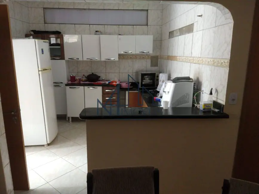 Sobrado com 4 quartos à venda, 360m2 em Residencial Village Garavelo, Aparecida De Goiania - GO - imagem 6 Foto 6 de Sobrado com 4 quartos à venda, 360m2 em Residencial Village Garavelo, Aparecida De Goiania - GO