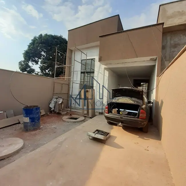 Foto 3 de Casa com 2 quartos à venda, 180m2 em Jardim Miramar, Aparecida De Goiania - GO