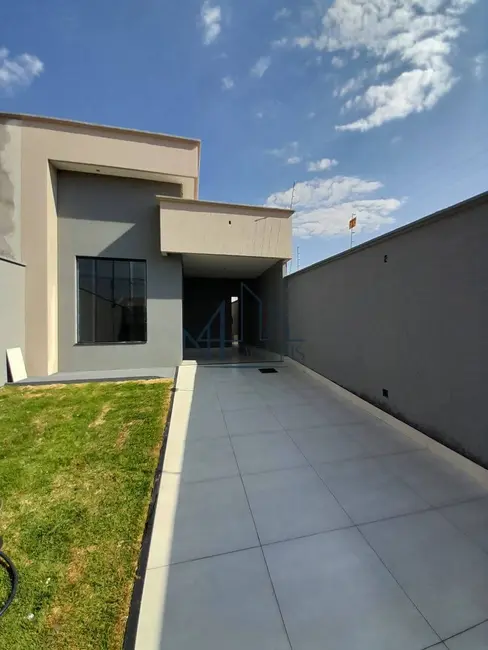 Casa com 3 quartos à venda, 180m2 em Residencial Solar Central Park, Aparecida De Goiania - GO - imagem 2 Foto 2 de Casa com 3 quartos à venda, 180m2 em Residencial Solar Central Park, Aparecida De Goiania - GO