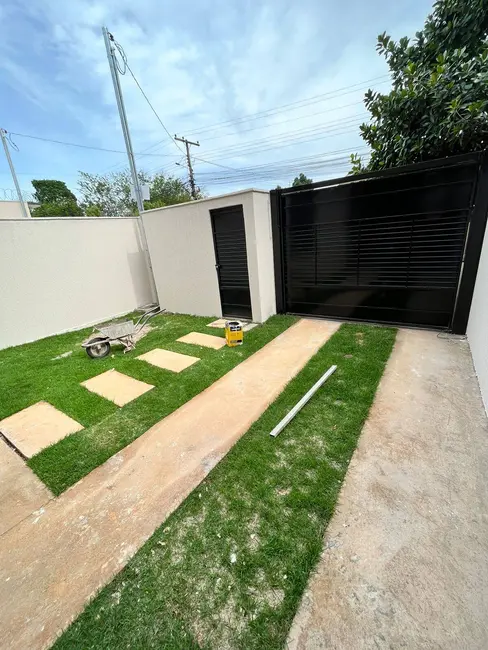 Foto 2 de Casa com 3 quartos à venda, 187m2 em Jardim Maria Inês, Aparecida De Goiania - GO