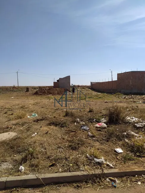 Foto 4 de Terreno / Lote à venda, 270m2 em Residencial Portal do Oriente, Goiania - GO