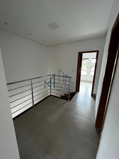 Sobrado com 3 quartos à venda em Parque Hayala, Aparecida De Goiania - GO - imagem 5 Foto 5 de Sobrado com 3 quartos à venda em Parque Hayala, Aparecida De Goiania - GO