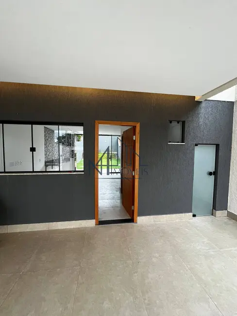 Sobrado com 3 quartos à venda em Parque Hayala, Aparecida De Goiania - GO - imagem 3 Foto 3 de Sobrado com 3 quartos à venda em Parque Hayala, Aparecida De Goiania - GO