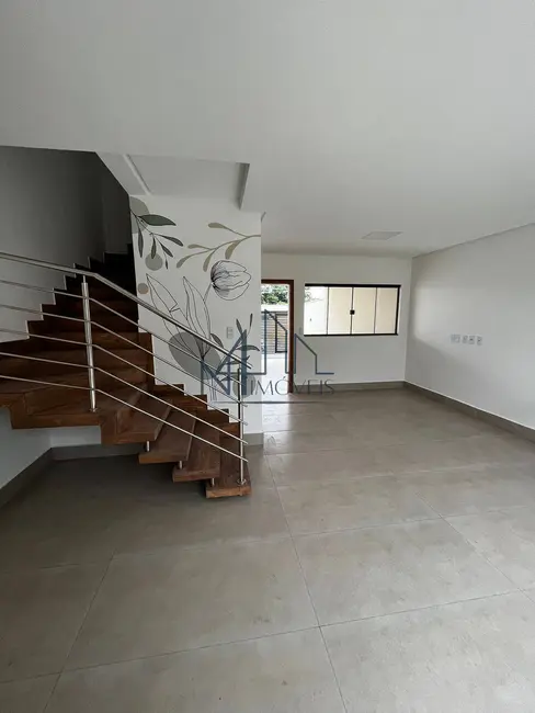 Sobrado com 3 quartos à venda em Parque Hayala, Aparecida De Goiania - GO - imagem 6 Foto 6 de Sobrado com 3 quartos à venda em Parque Hayala, Aparecida De Goiania - GO