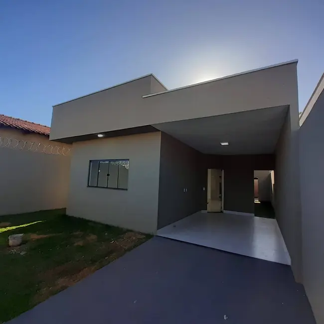 Foto 1 de Casa com 3 quartos à venda, 218m2 em Vila Alzira, Aparecida De Goiania - GO