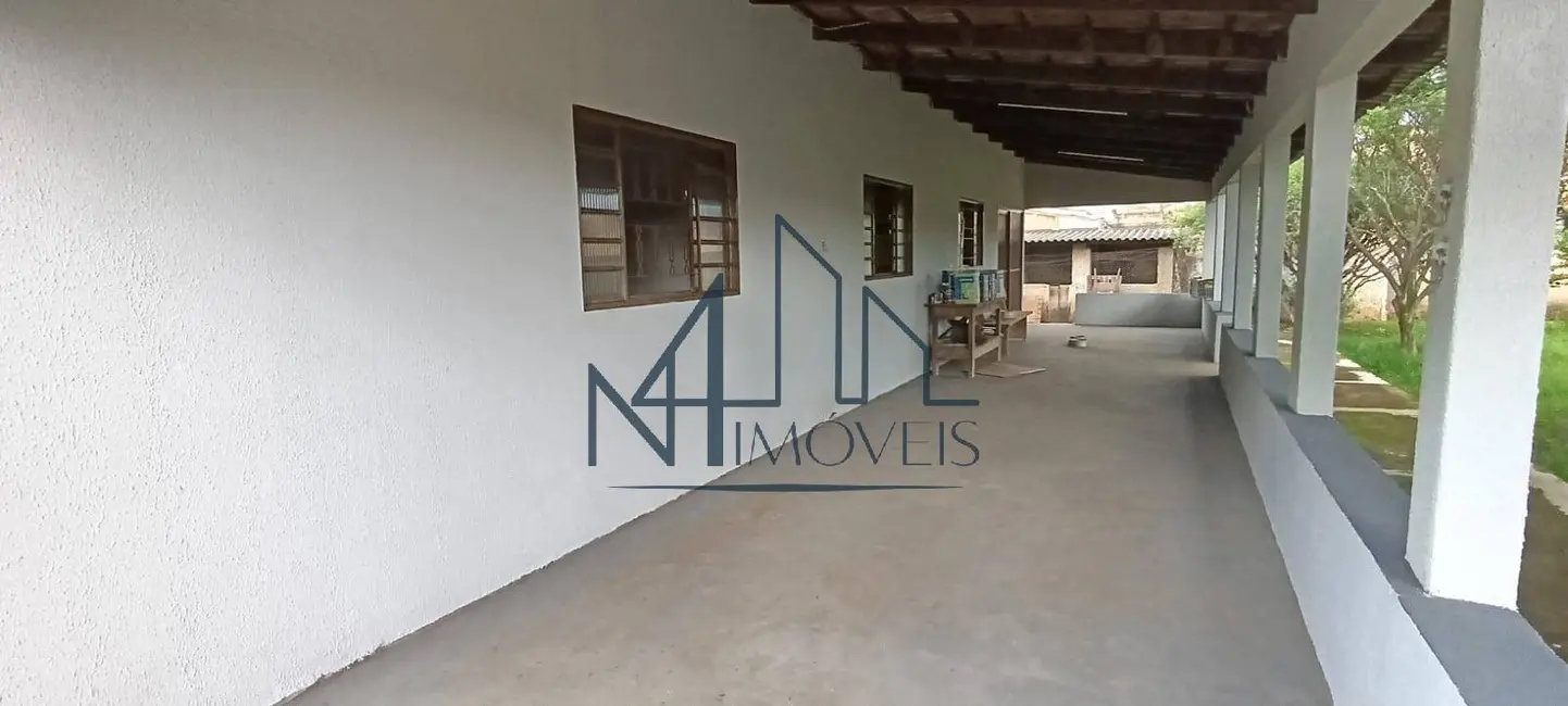 Foto 3 de Casa com 3 quartos à venda, 405m2 em Setor Araguaia, Aparecida De Goiania - GO