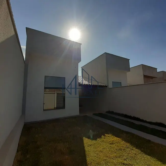 Foto 2 de Casa com 3 quartos à venda, 118m2 em Parque Hayala, Aparecida De Goiania - GO