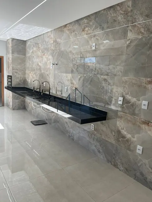 Foto 6 de Casa com 3 quartos à venda, 210m2 em Jardim Atlântico, Goiania - GO