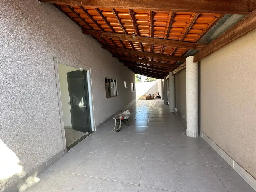 Foto 1 de Casa com 3 quartos à venda, 360m2 em Parque Santa Cecília, Aparecida De Goiania - GO
