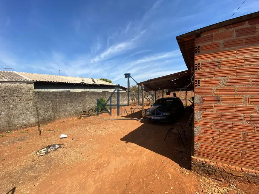 Foto 2 de Casa com 2 quartos à venda, 360m2 em Retiro do Bosque, Aparecida De Goiania - GO