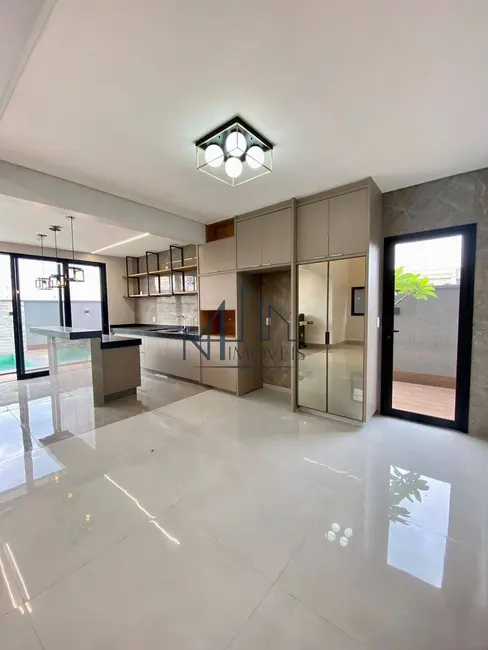 Foto 8 de Sobrado com 3 quartos à venda, 312m2 em Jardim Cristal, Aparecida De Goiania - GO