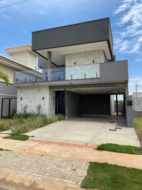 Foto 4 de Sobrado com 3 quartos à venda, 312m2 em Jardim Cristal, Aparecida De Goiania - GO