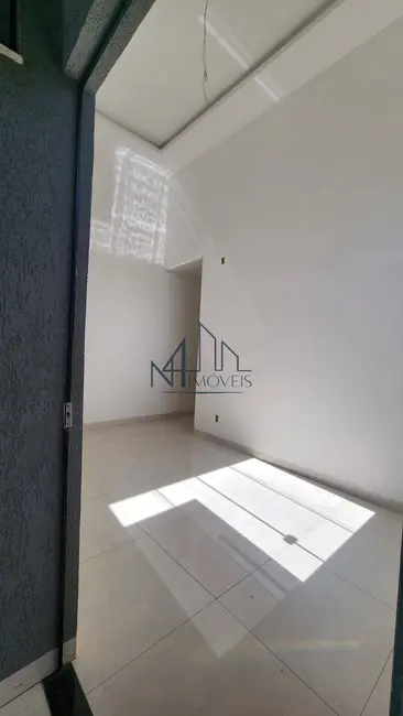 Foto 4 de Casa com 3 quartos à venda, 180m2 em Parque Hayala, Aparecida De Goiania - GO