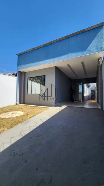 Foto 1 de Casa com 3 quartos à venda, 180m2 em Parque Hayala, Aparecida De Goiania - GO