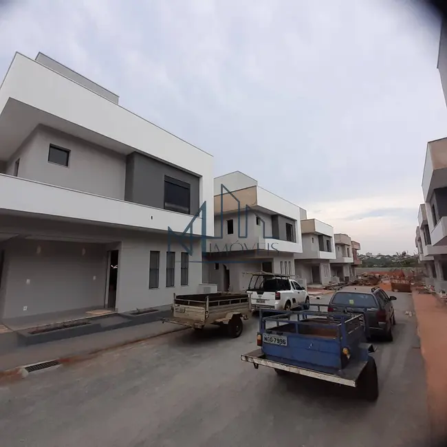 Sobrado com 3 quartos à venda em Jardim Imperial, Aparecida De Goiania - GO - imagem 5 Foto 5 de Sobrado com 3 quartos à venda em Jardim Imperial, Aparecida De Goiania - GO