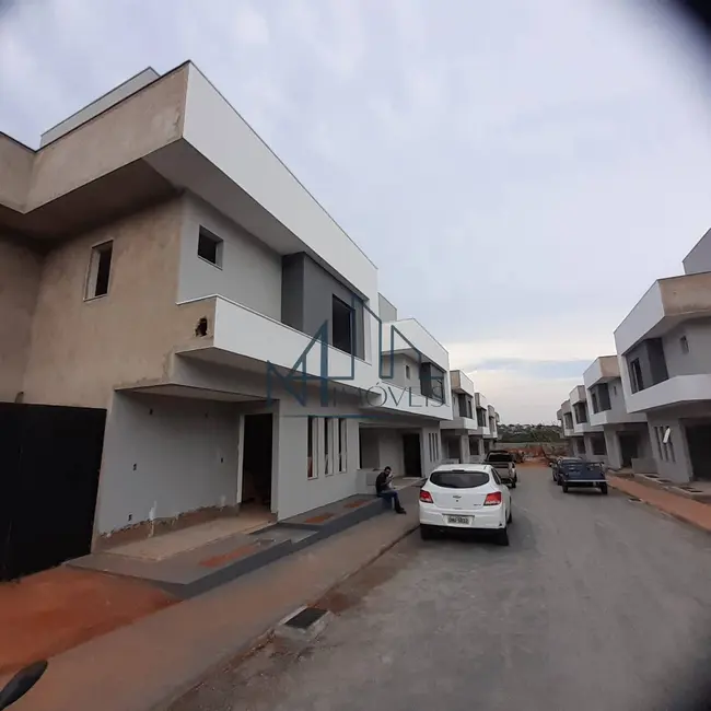 Sobrado com 3 quartos à venda em Jardim Imperial, Aparecida De Goiania - GO - imagem 4 Foto 4 de Sobrado com 3 quartos à venda em Jardim Imperial, Aparecida De Goiania - GO