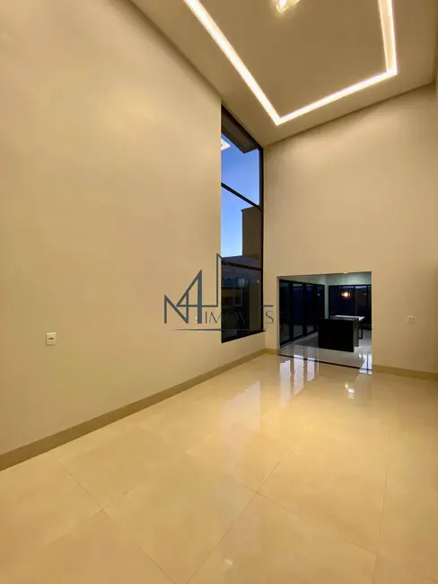 Sobrado com 3 quartos à venda, 312m2 em Aparecida De Goiania - GO - imagem 7 Foto 7 de Sobrado com 3 quartos à venda, 312m2 em Aparecida De Goiania - GO