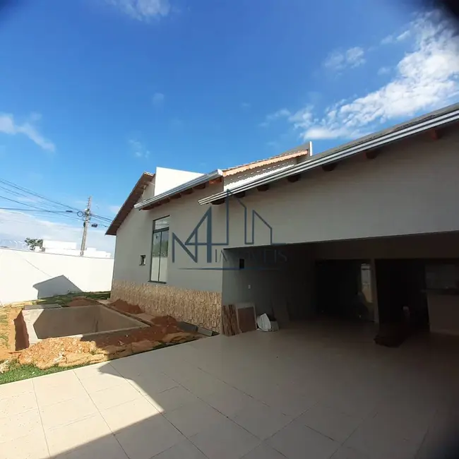 Foto 1 de Casa com 3 quartos à venda, 180m2 em Itapoã, Aparecida De Goiania - GO