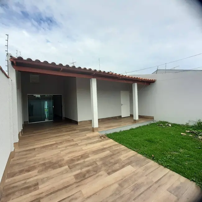 Foto 2 de Casa com 3 quartos à venda, 262m2 em Jardim Belo Horizonte, Aparecida De Goiania - GO